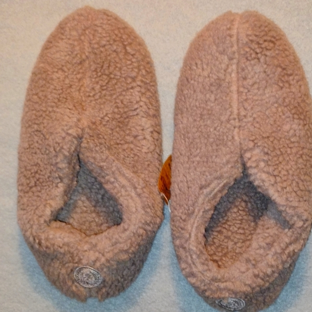 Victoria's secret Pink Sherpa cozy slippers